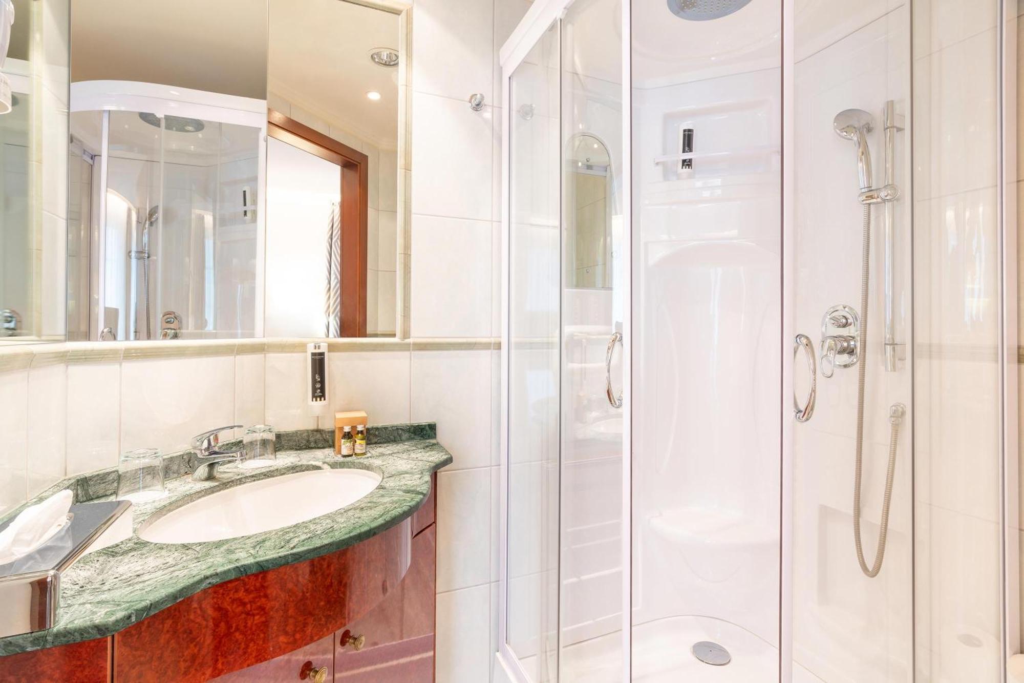 Seetelhotel Ostseehotel Ahlbeck Ahlbeck  ภายนอก รูปภาพ