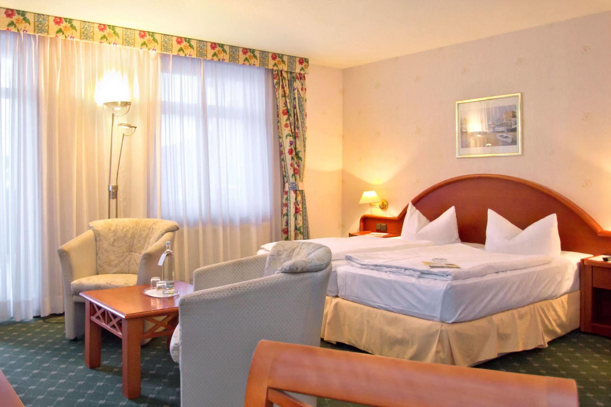 Seetelhotel Ostseehotel Ahlbeck Ahlbeck  ภายนอก รูปภาพ
